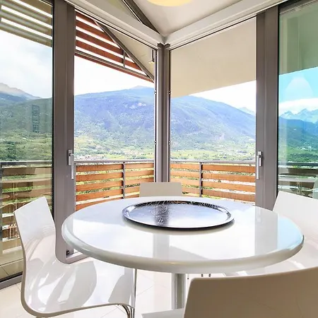 Villa Tissiere *